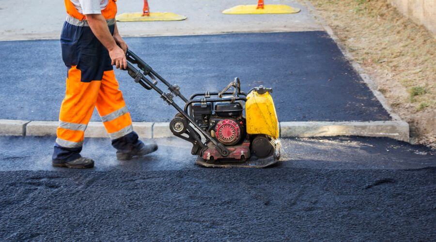 Professional gutter cleaning in Pomeroy, PA